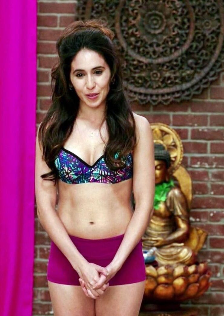 Celebrity Cleavage 
