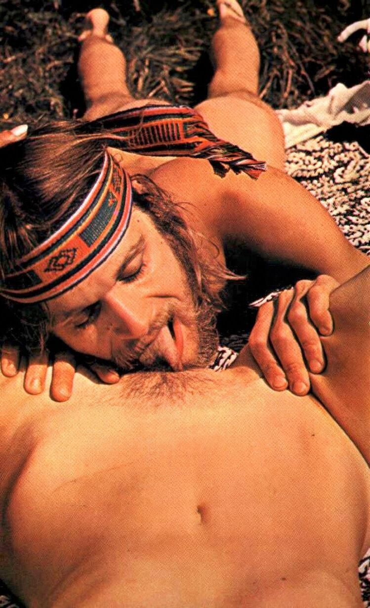 Orgies de sexe dans le volume des couleurs IV