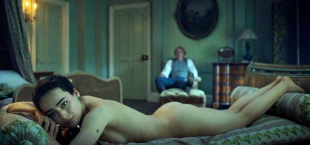 Celebrity Side Boob 