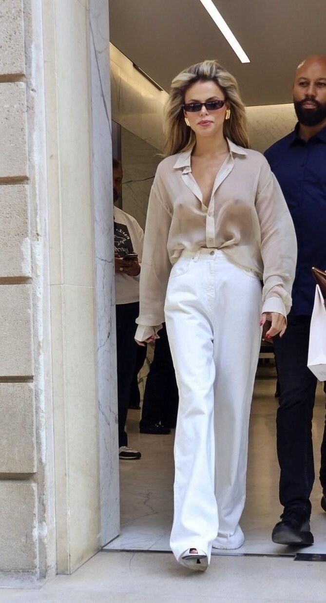 Celebrity Pokies 