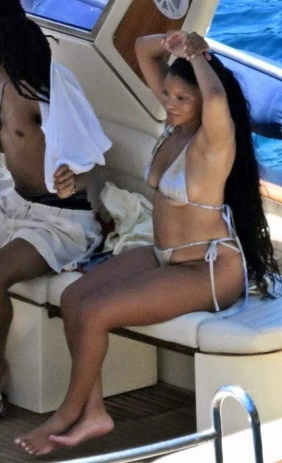 Celebrity Bikini 