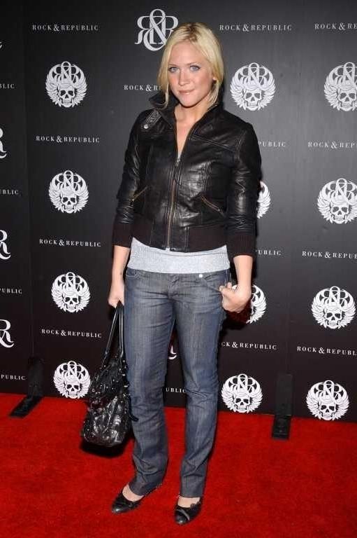 Brittany Snow is hot