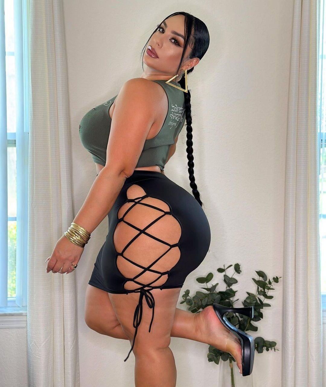 Selene Castleの排他的IG投稿