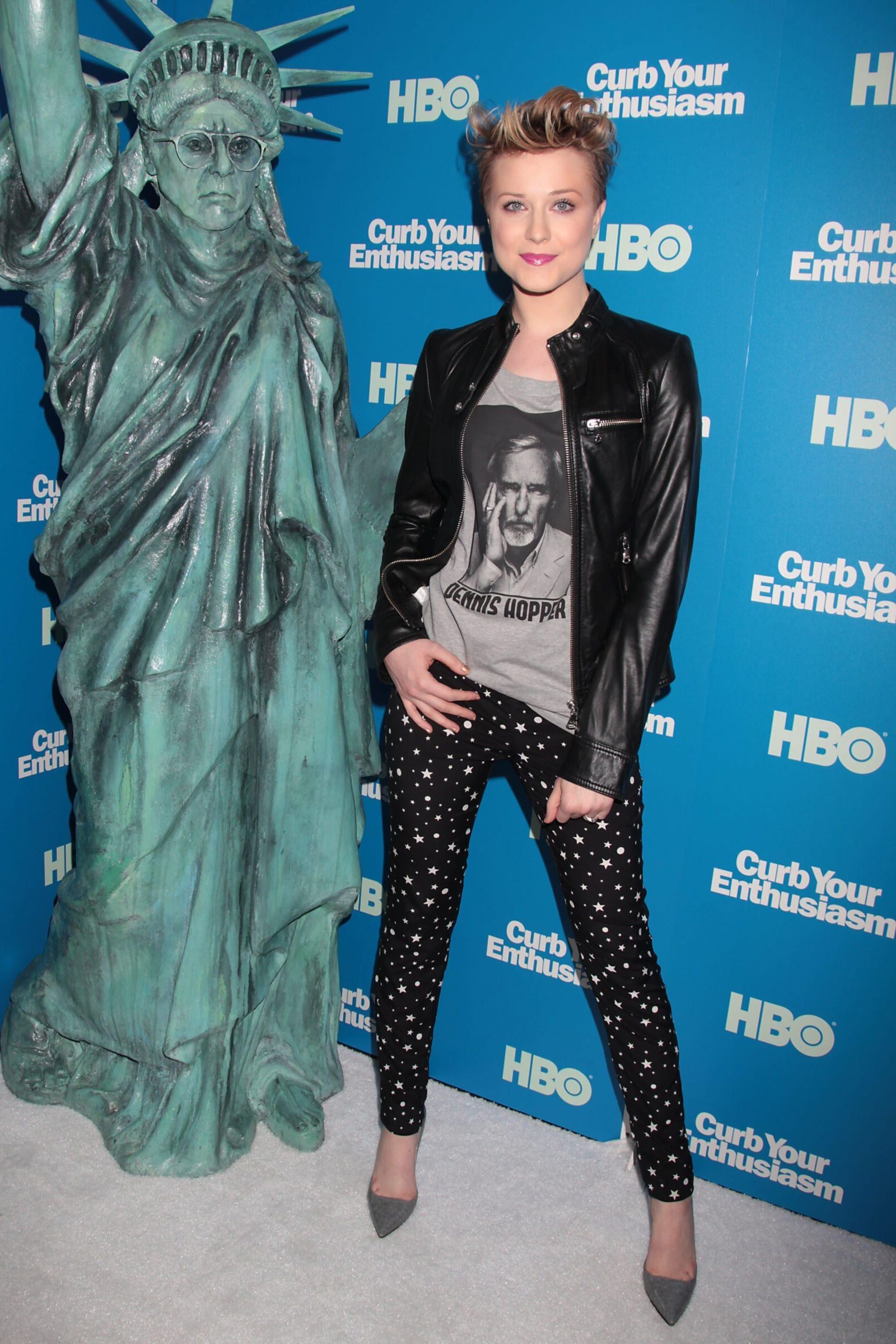Evan Rachel Wood is hot 