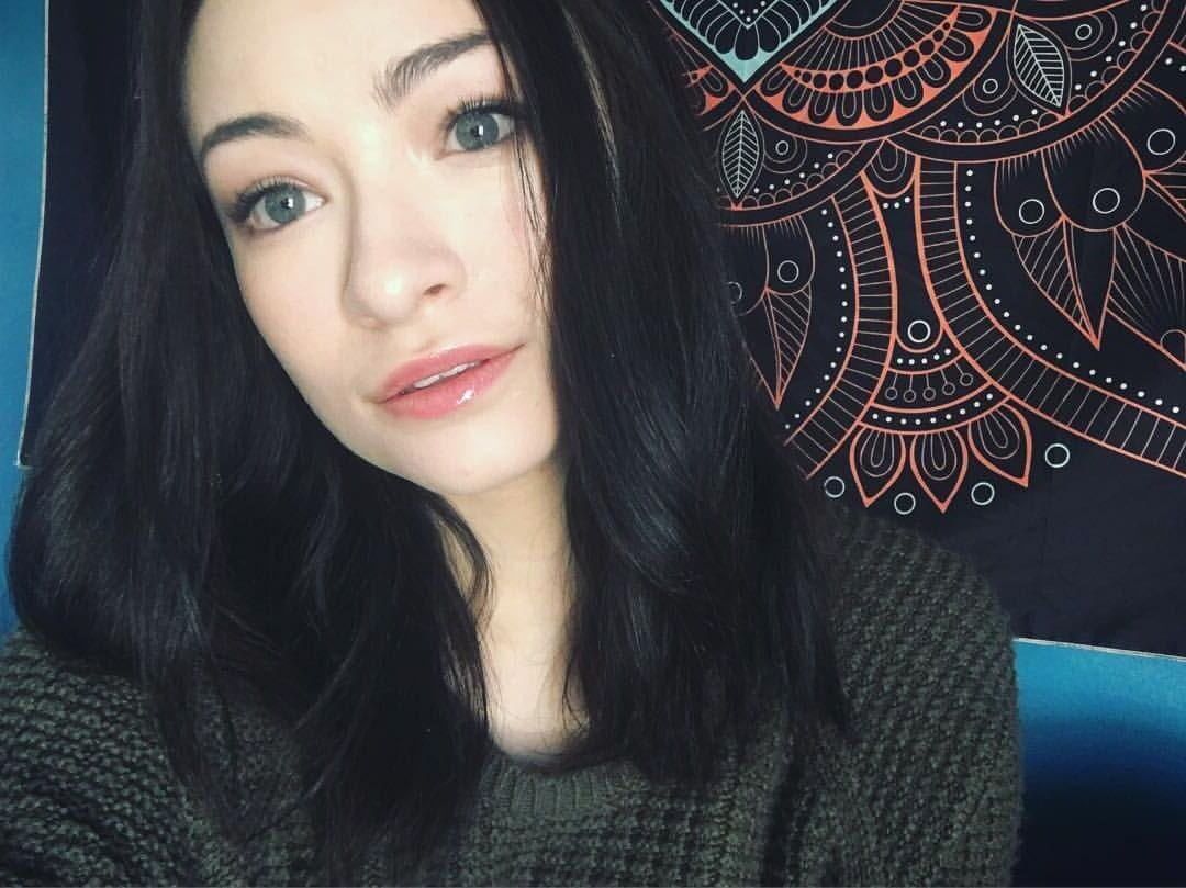 Jodelle Ferland 