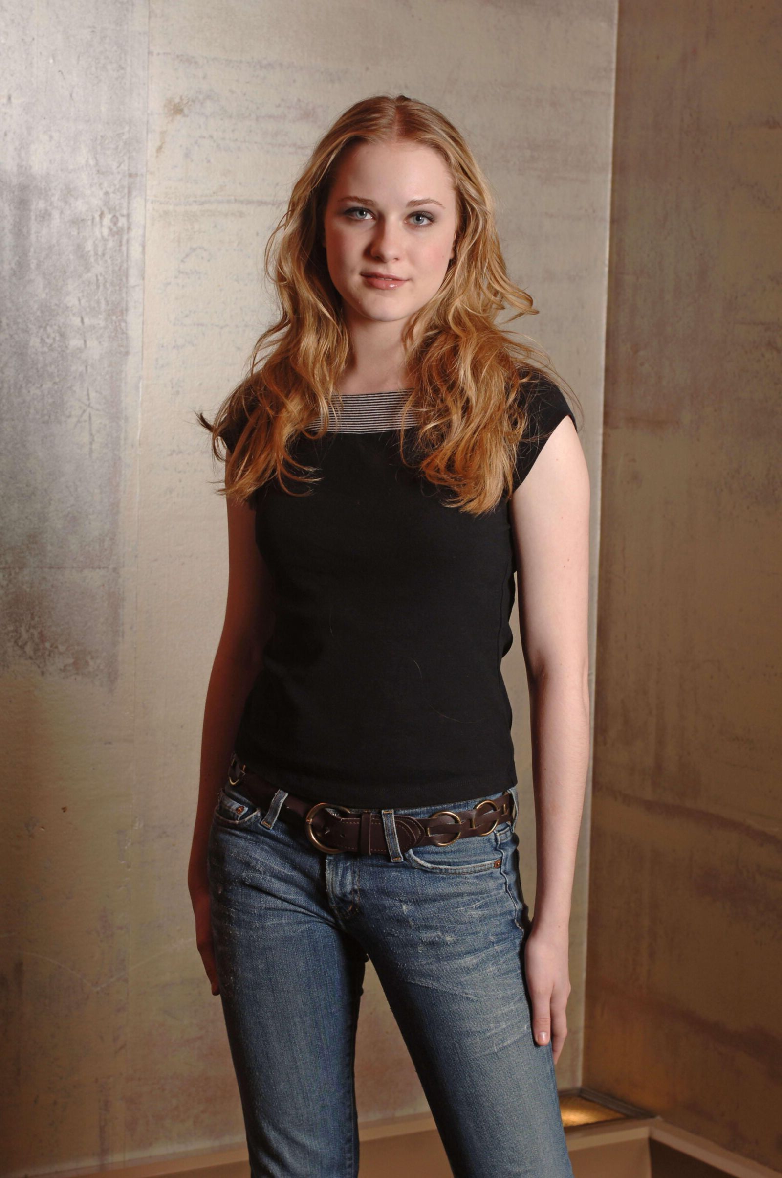 Evan Rachel wood is hot 