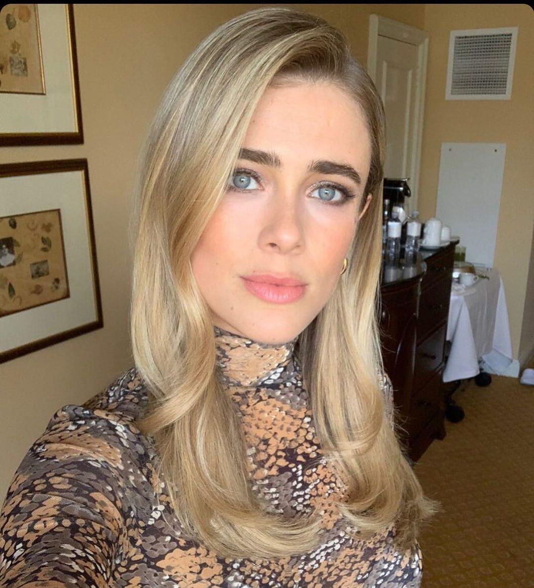 Melissa Roxburgh 