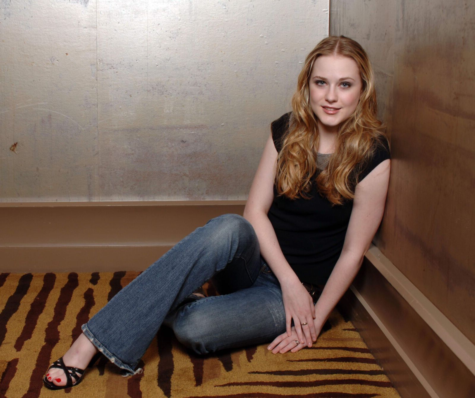 Evan Rachel wood is hot 