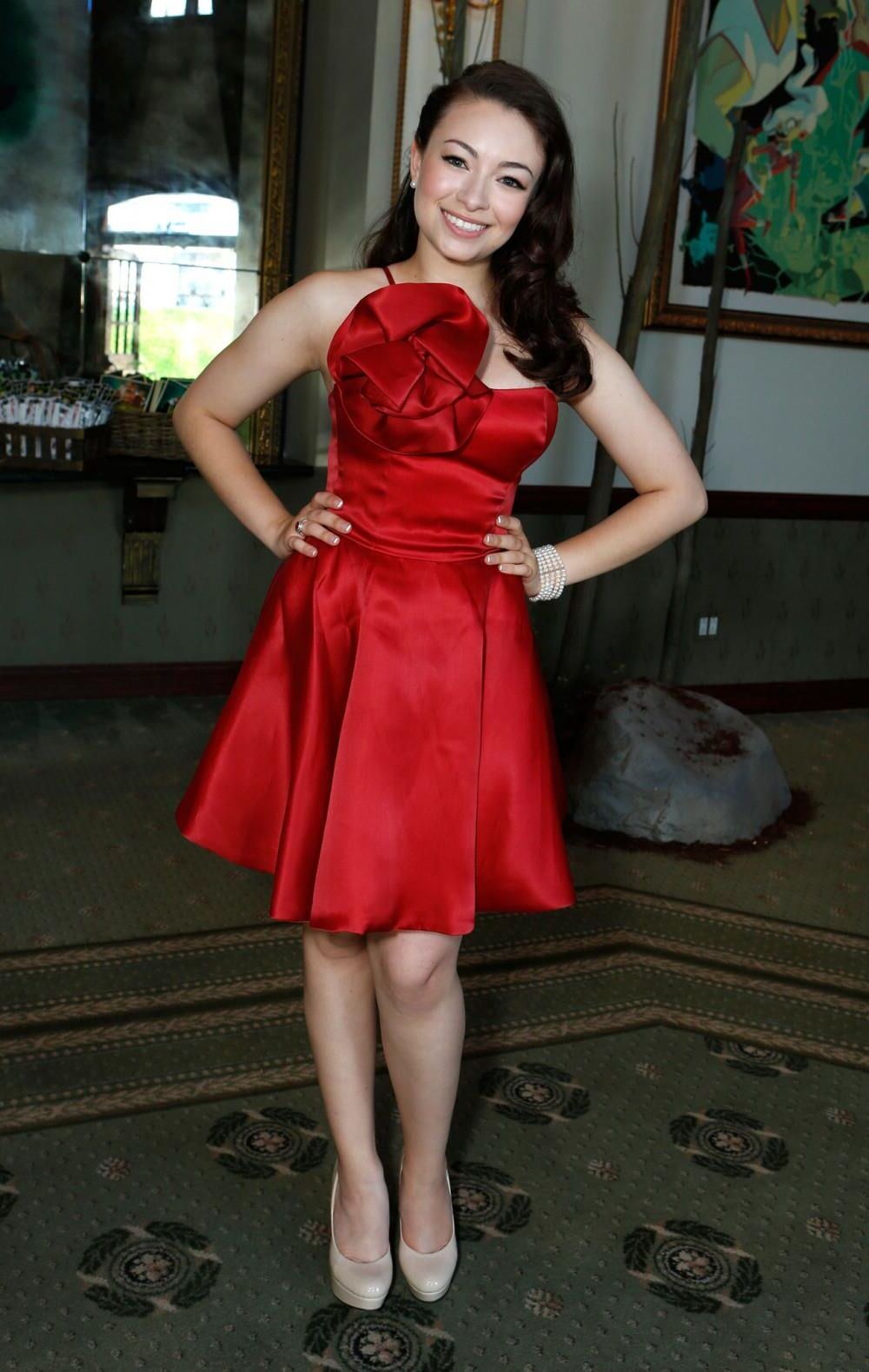 Jodelle Ferland 