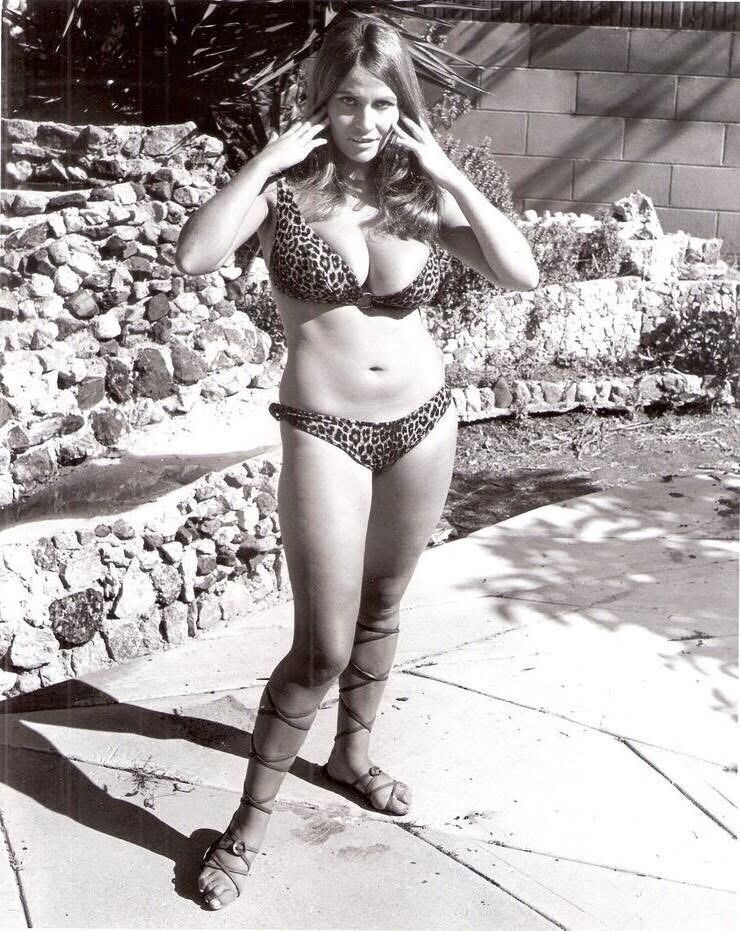 Sexy Classic Celebs