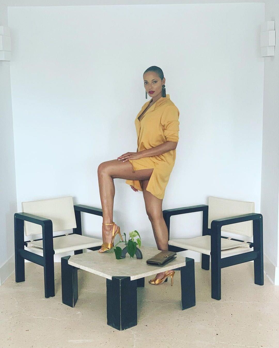 SELITA EBANKS