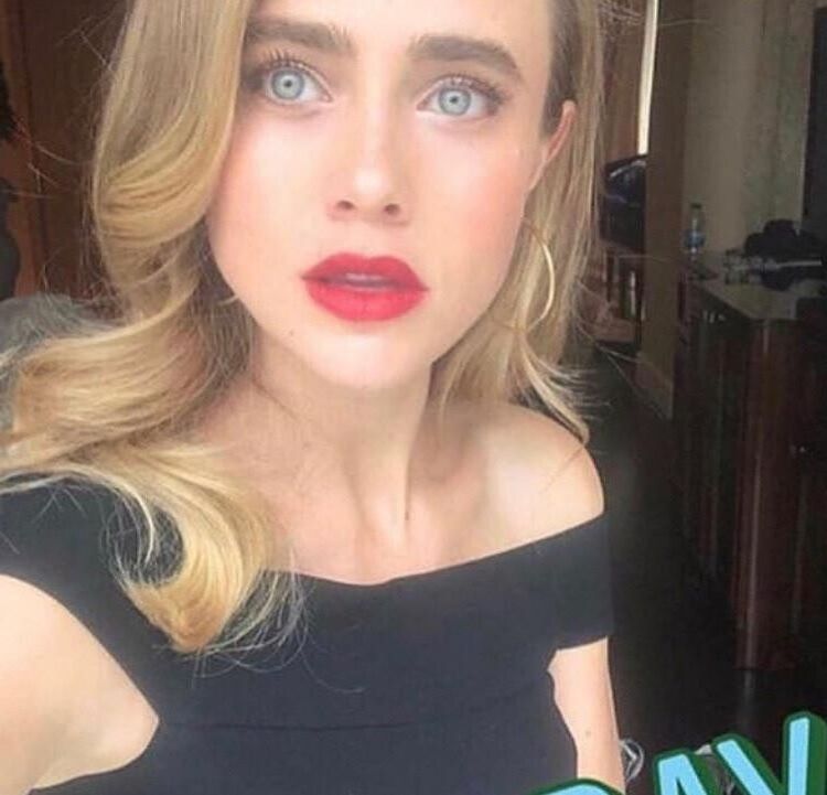 Melissa Roxburgh 