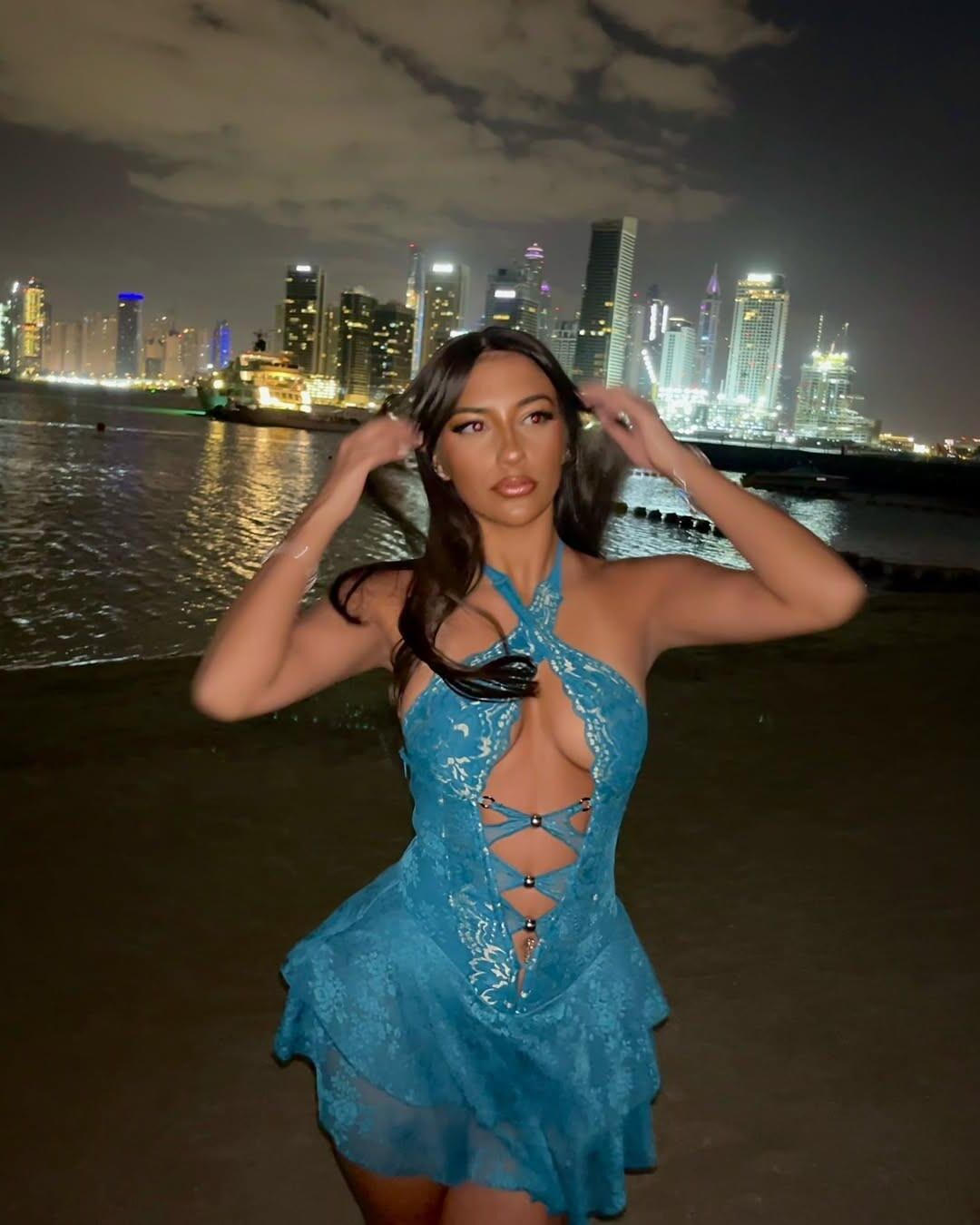 Shakira Khan