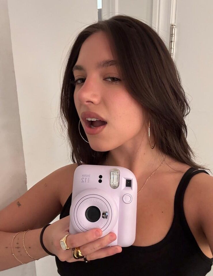 Mackenzie Z. only minutes with her hot mouth!