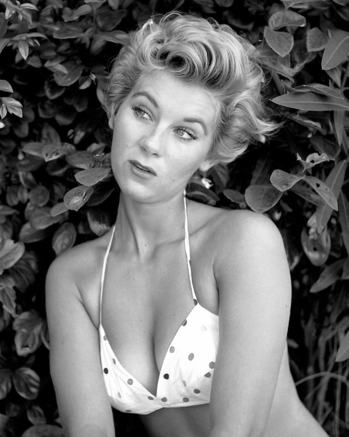 Flawless celebs Grace Lee Whitney