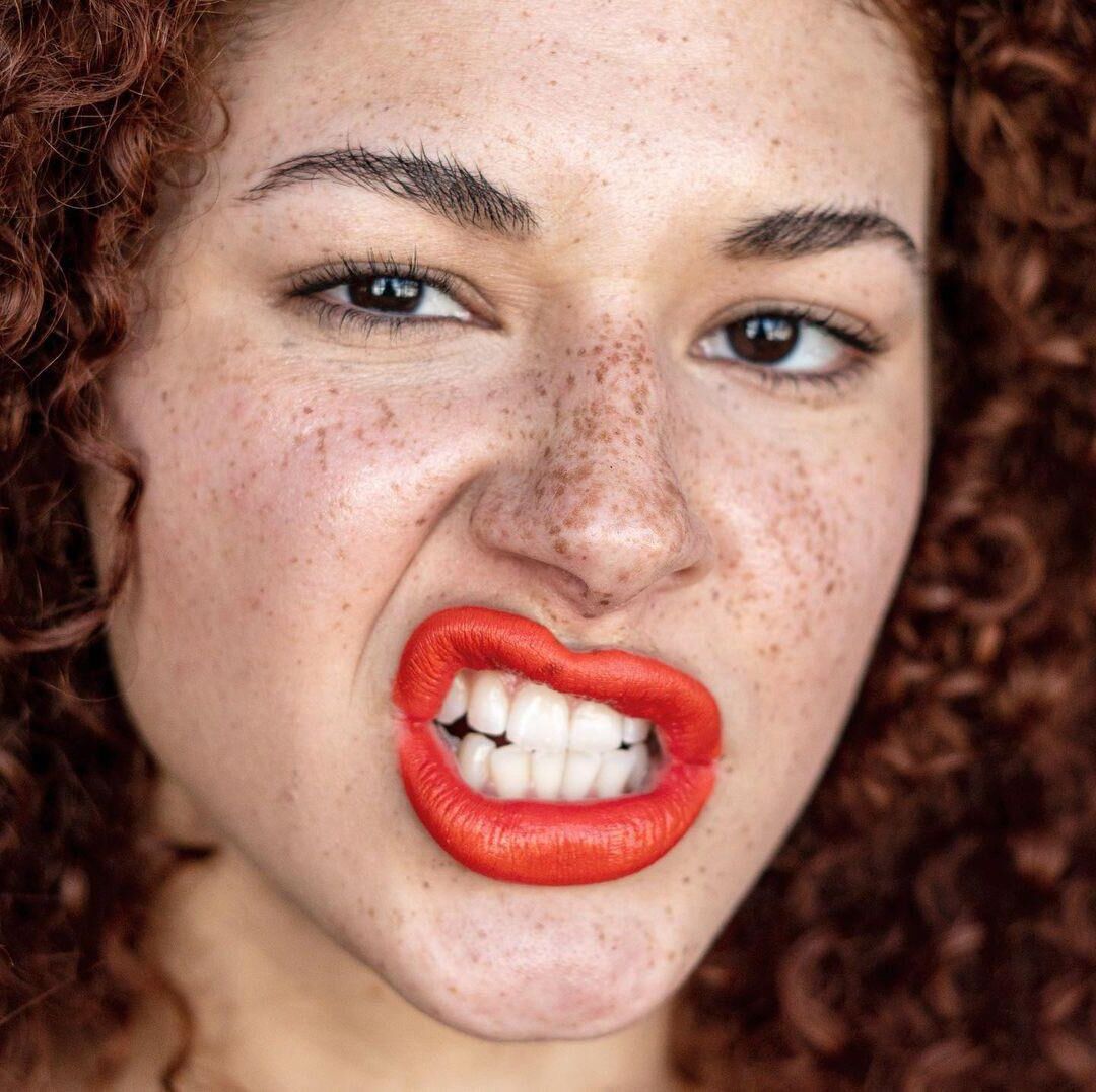 Astonishing Mouth V.