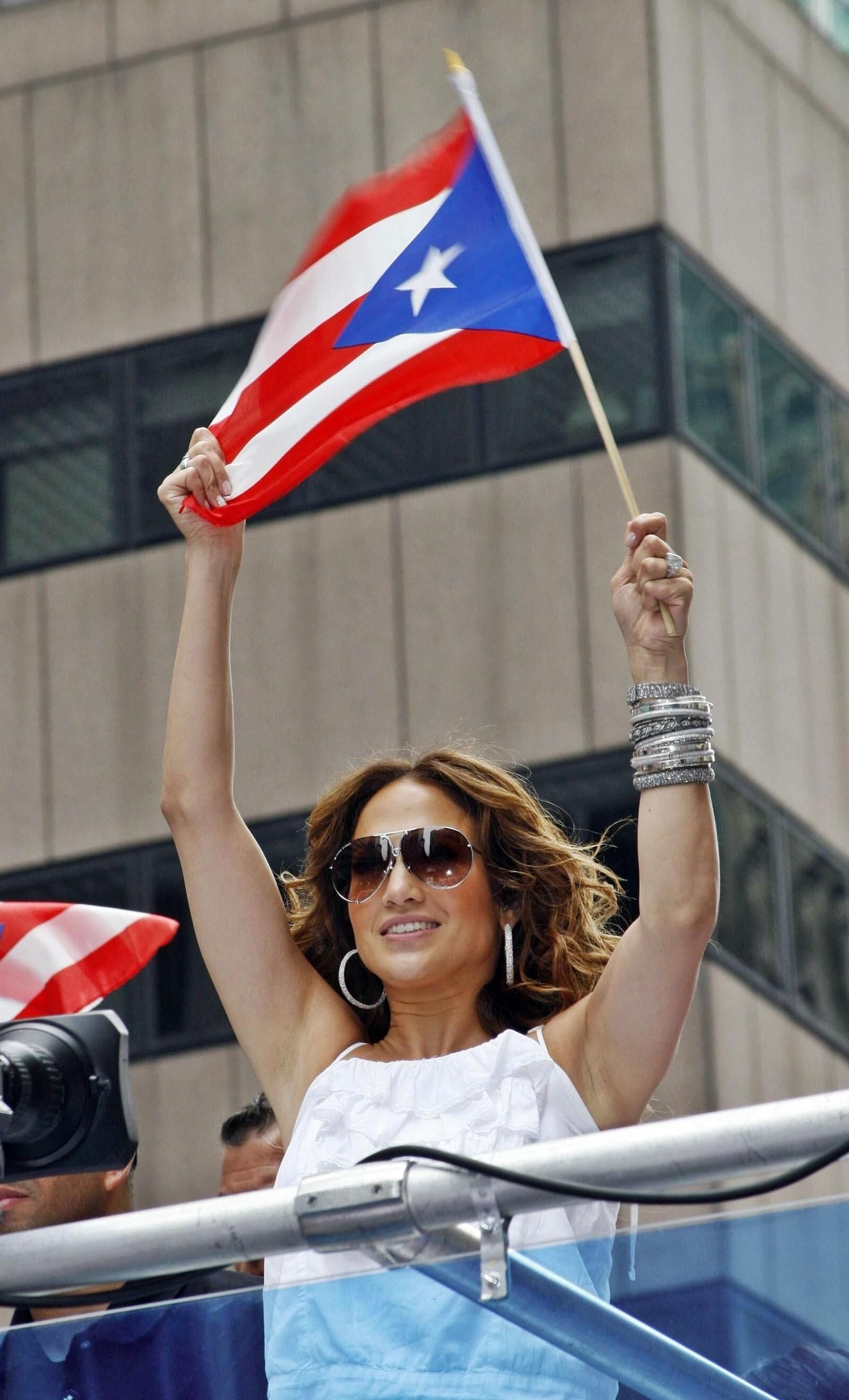 Celebrity Armpits 