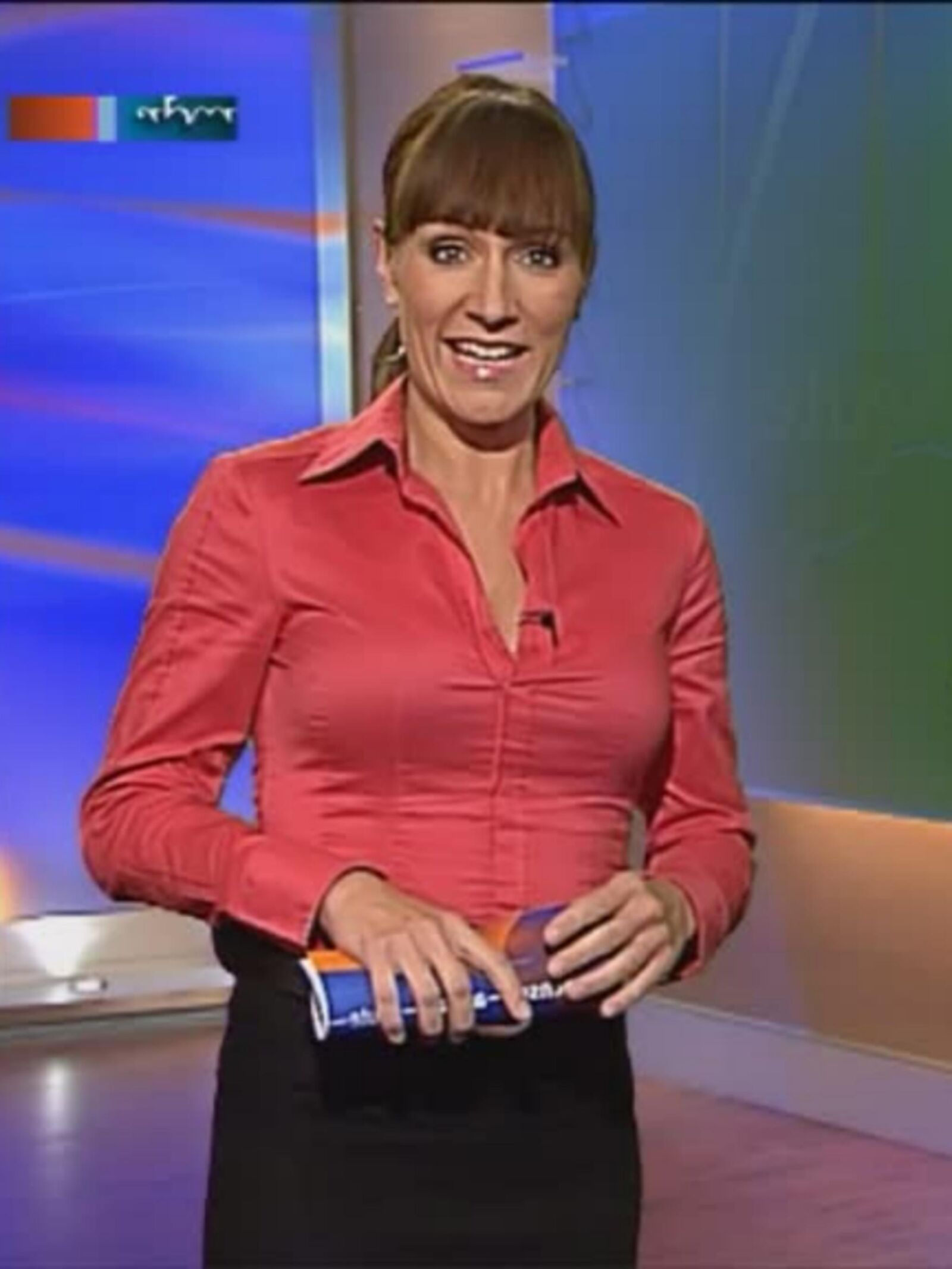 Susi B. GEZ Edelhure in feinen sexy Outfits zum ficken ! 