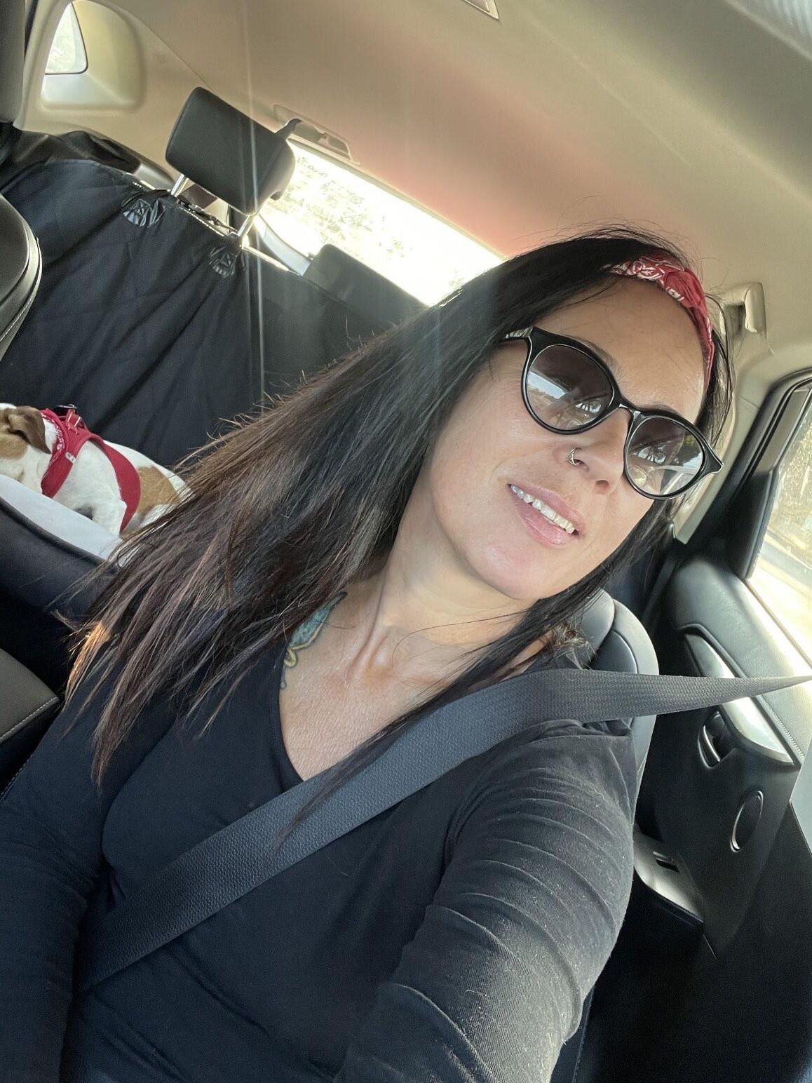 Adeline Swiss Anal Queen Sexy Brunette milf mixte Photos chaudes