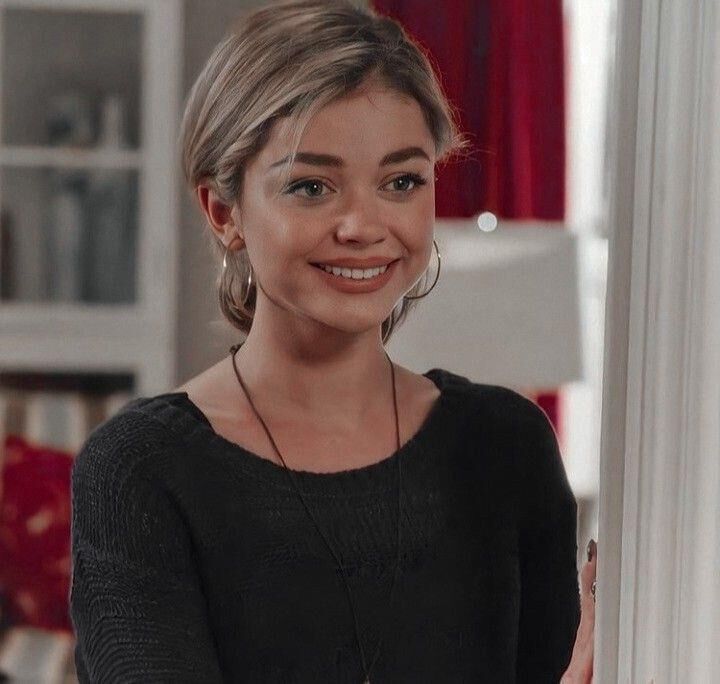 The astonishing Sarah Hyland
