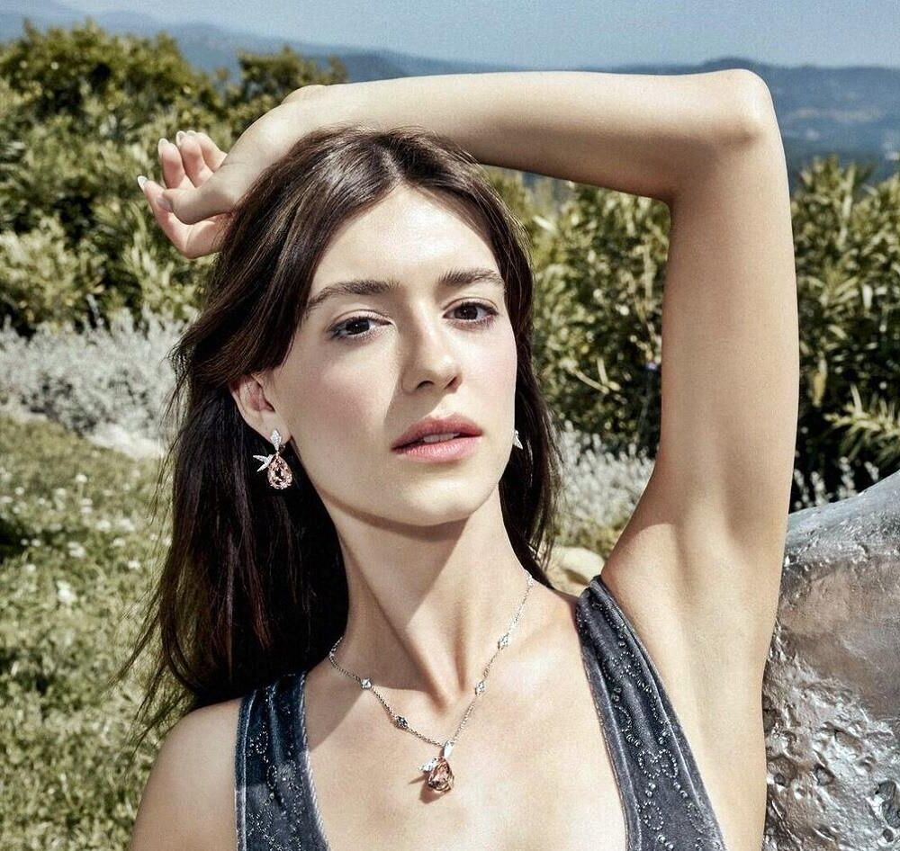 Celebrity Armpits 