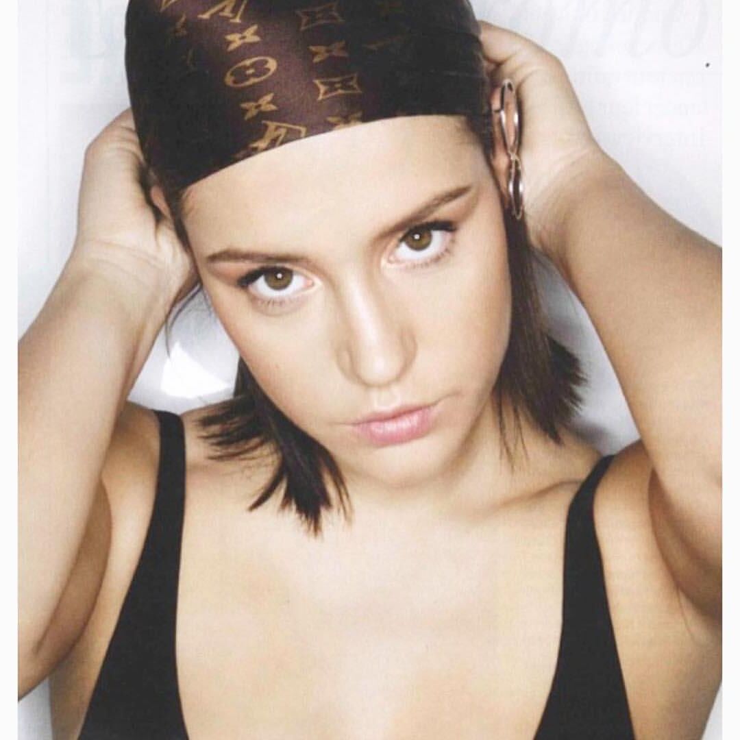 Adele Exarchopoulos Hot Lady