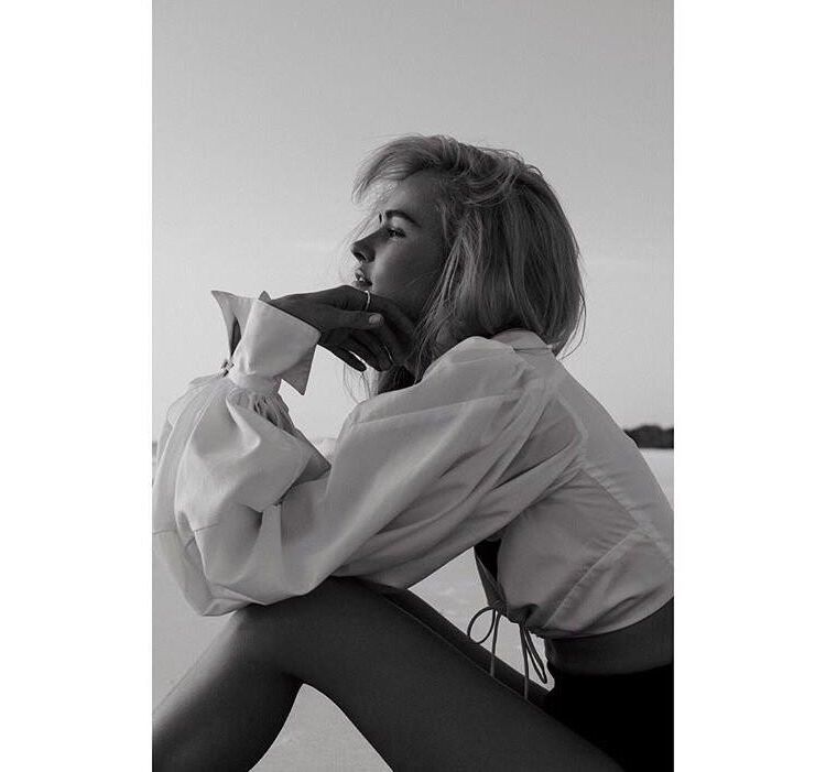 Isabel Lucas est chaud
