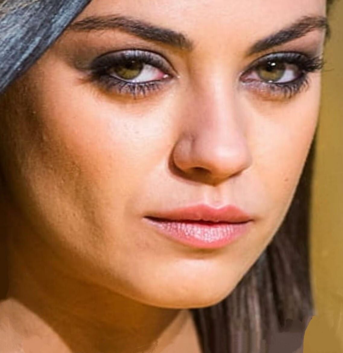 Mila Kunis excitant les photos