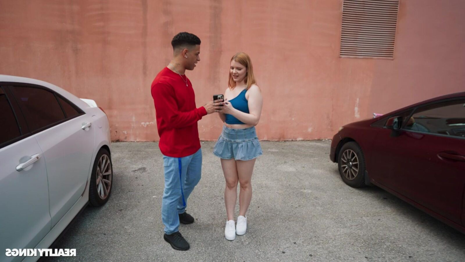 Harlow West yo駐車場のピックアップ