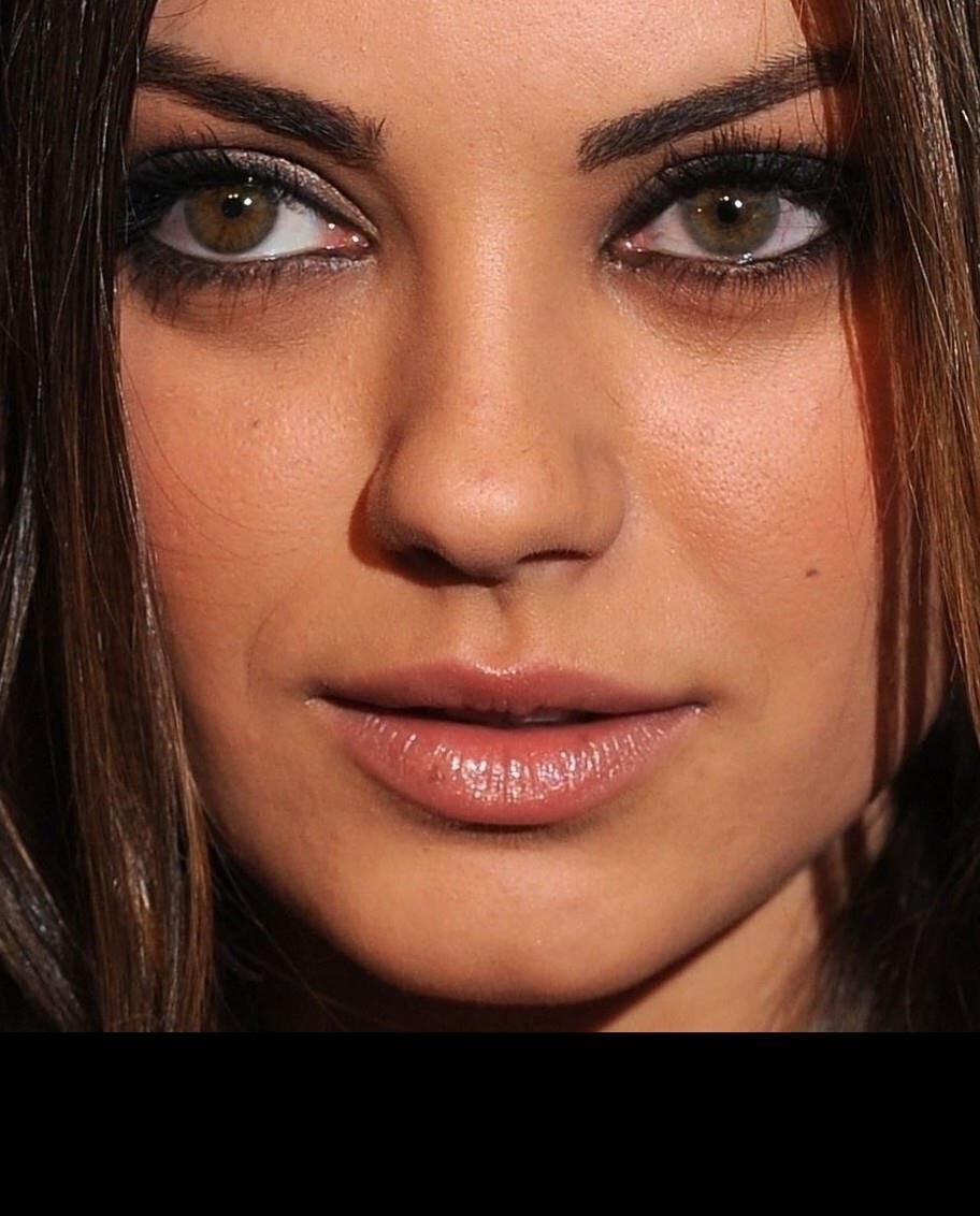 Mila Kunis excitant les photos