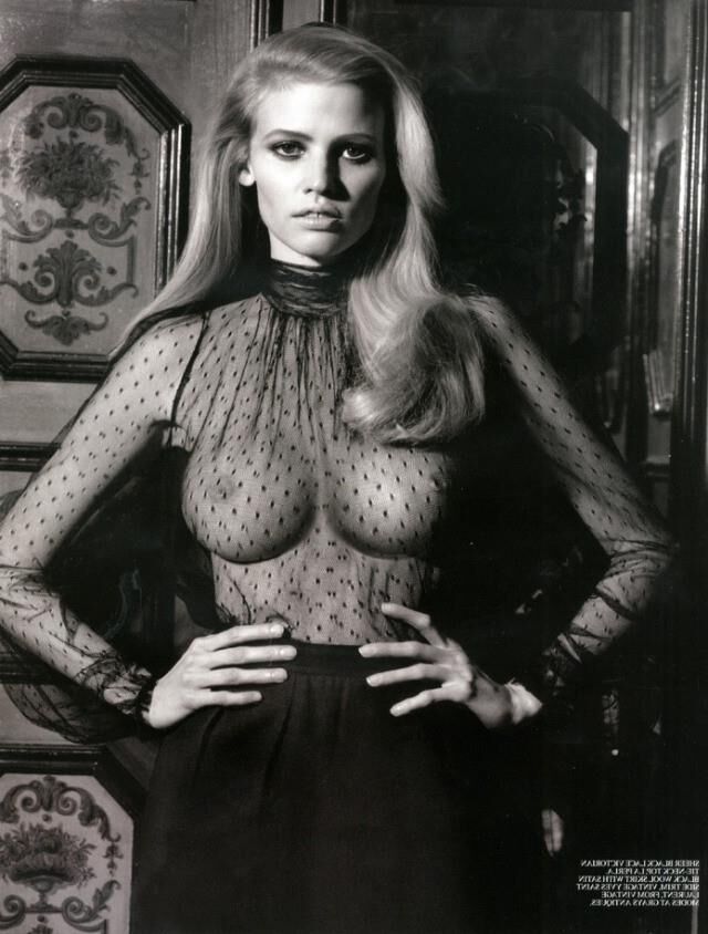 lara stone