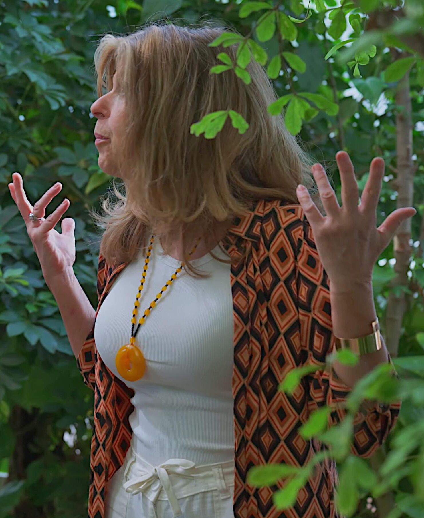 Busty MILF TV Slut Kate Garraway, Big Tits Whore and Wank Bank
