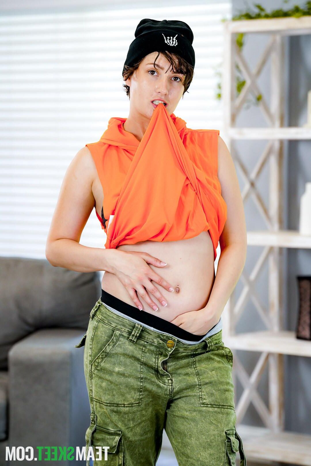 Ahanu Reed Yo Orgasmsは最高です、ステップパパ！