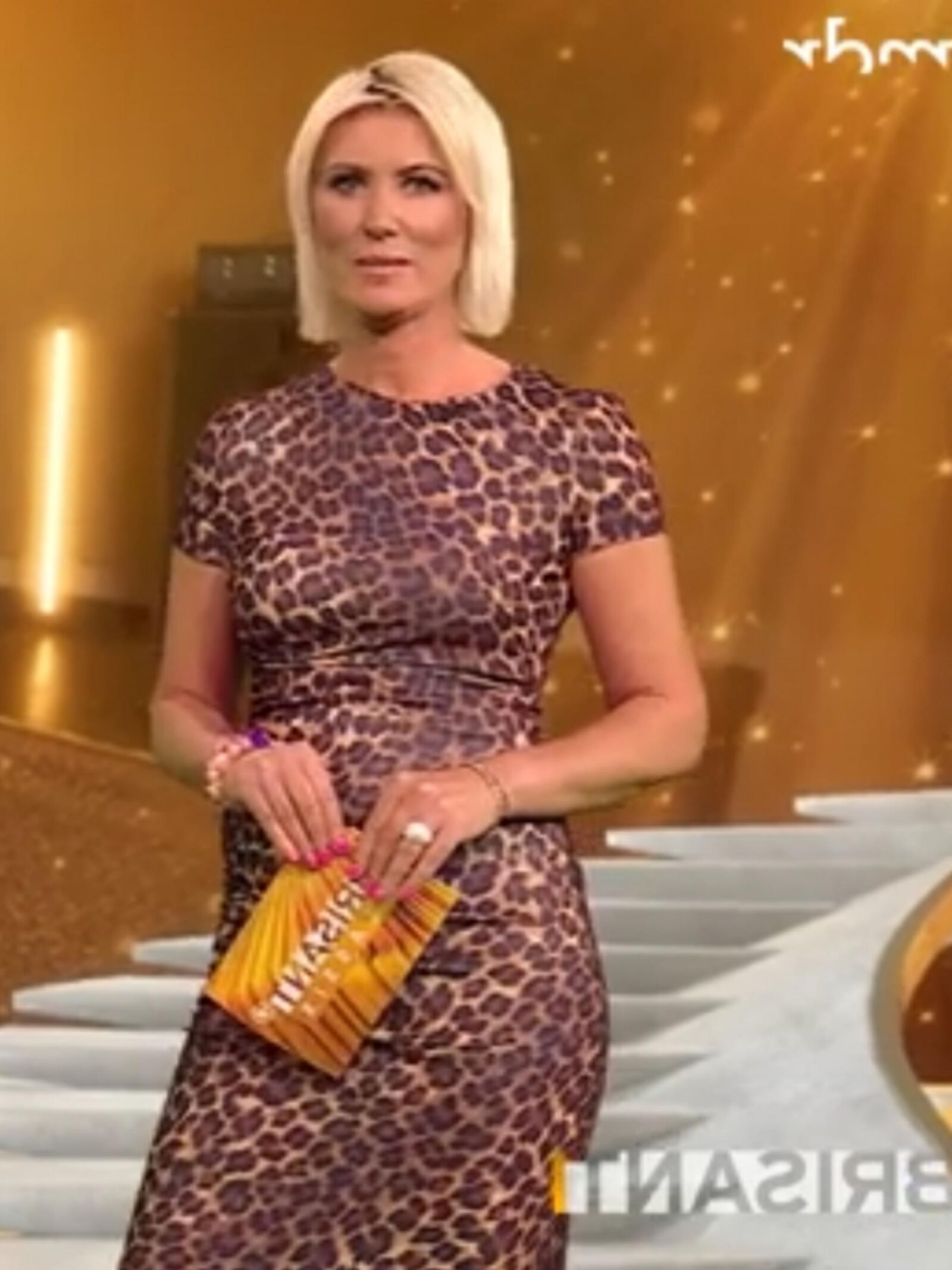 Kamilla S. geile GEZ Edelhure in sexy Outfits zum ficken ! 