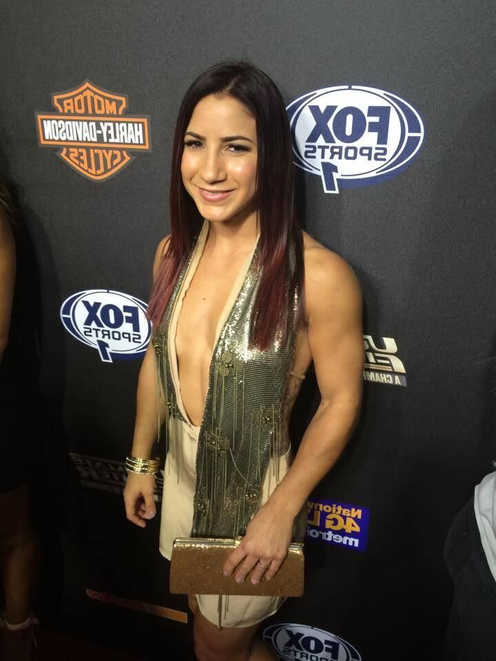 Tecia Torres