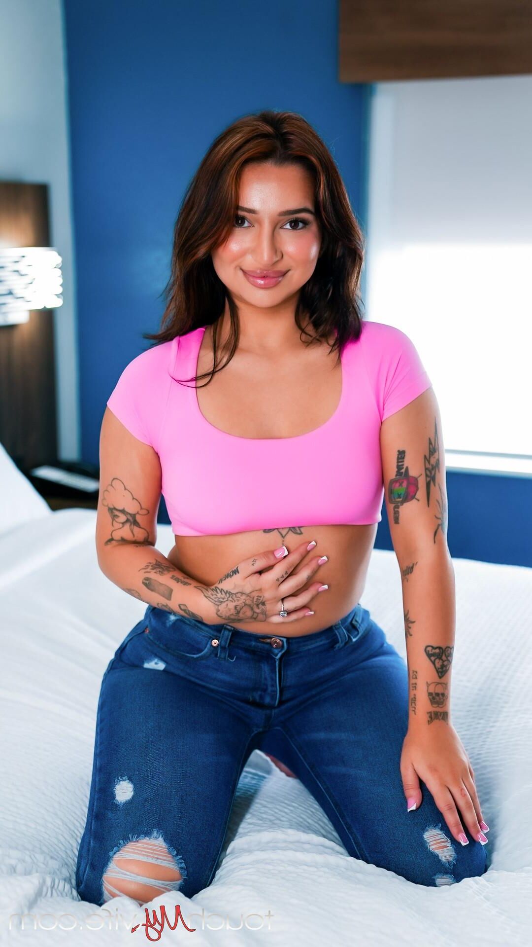 Kiana Kumani yo Hubby Likes It When I Cheat
