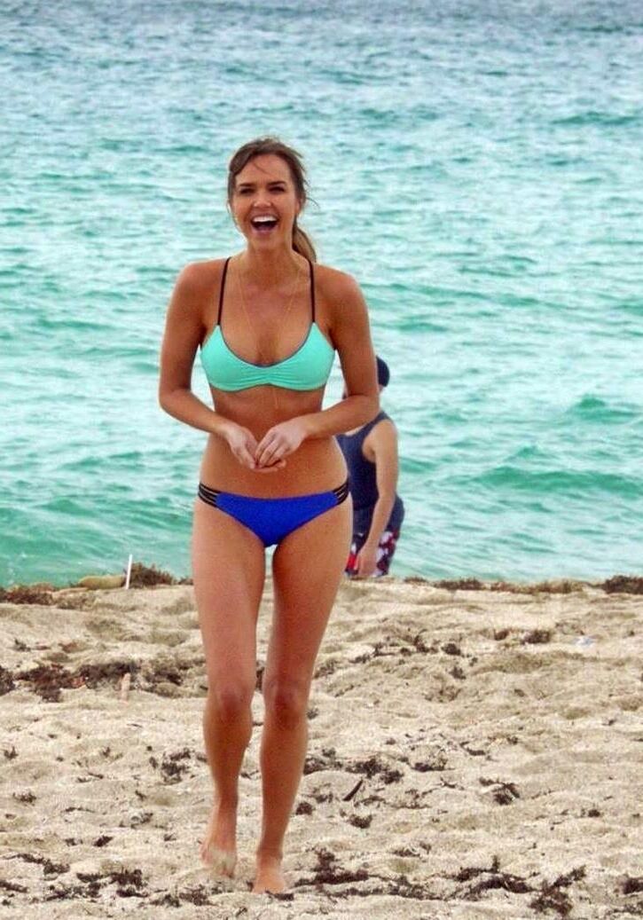 Celebrity Bikini 
