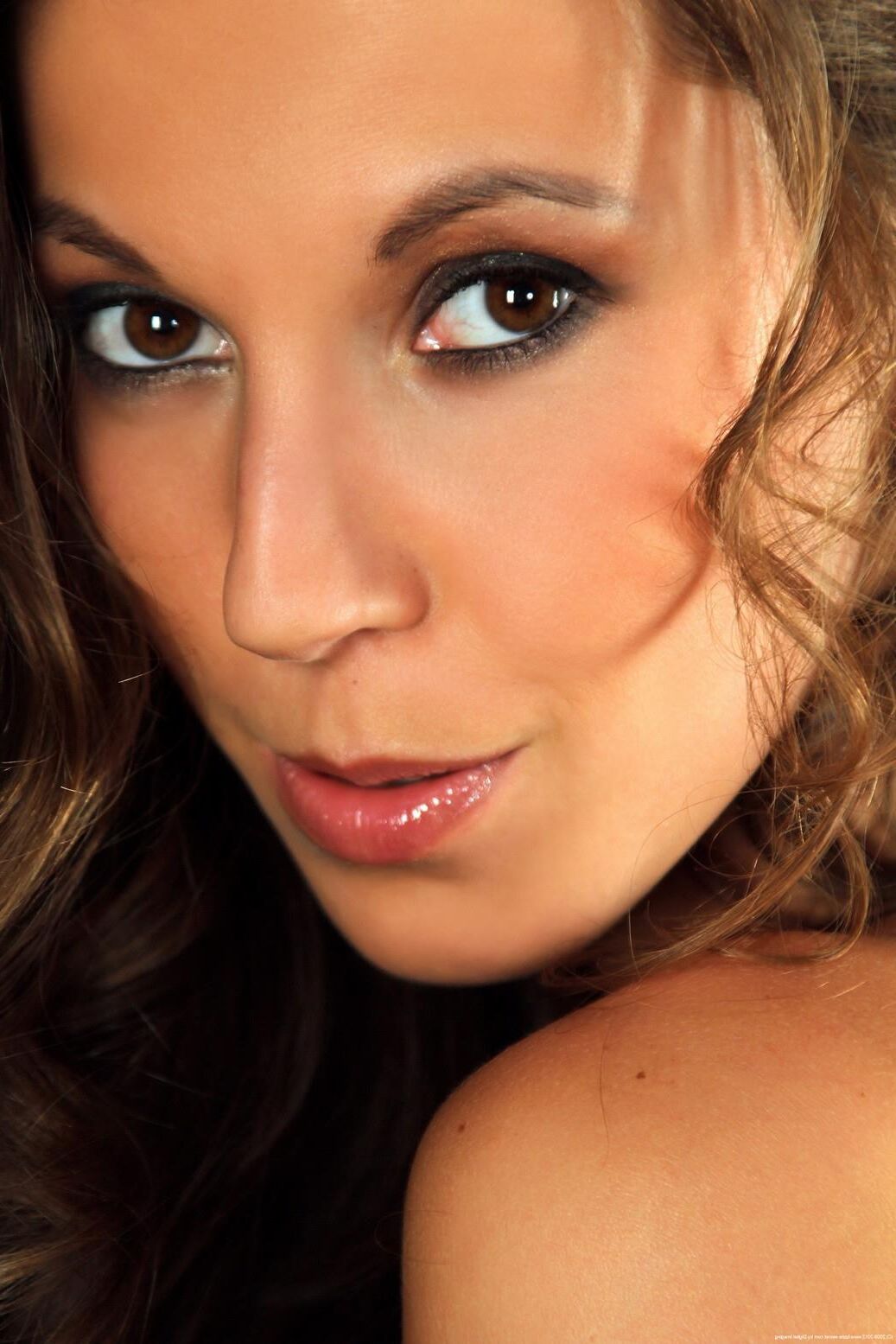 Lizzie Ryan collection