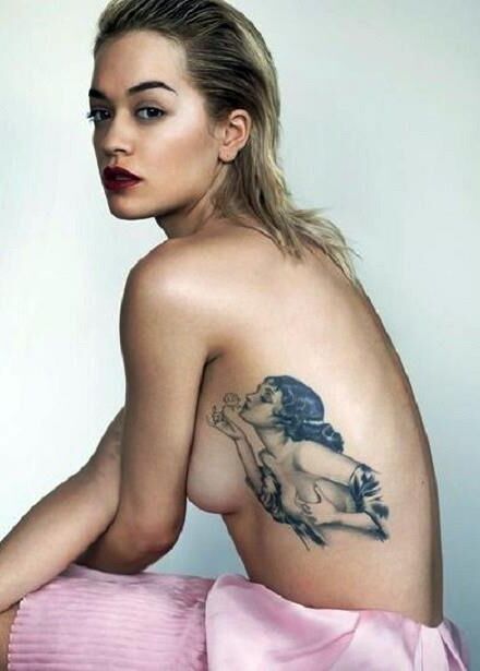 Celebrity Side Boob 