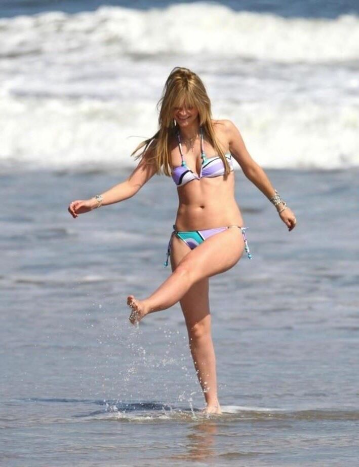 Celebrity Bikini 