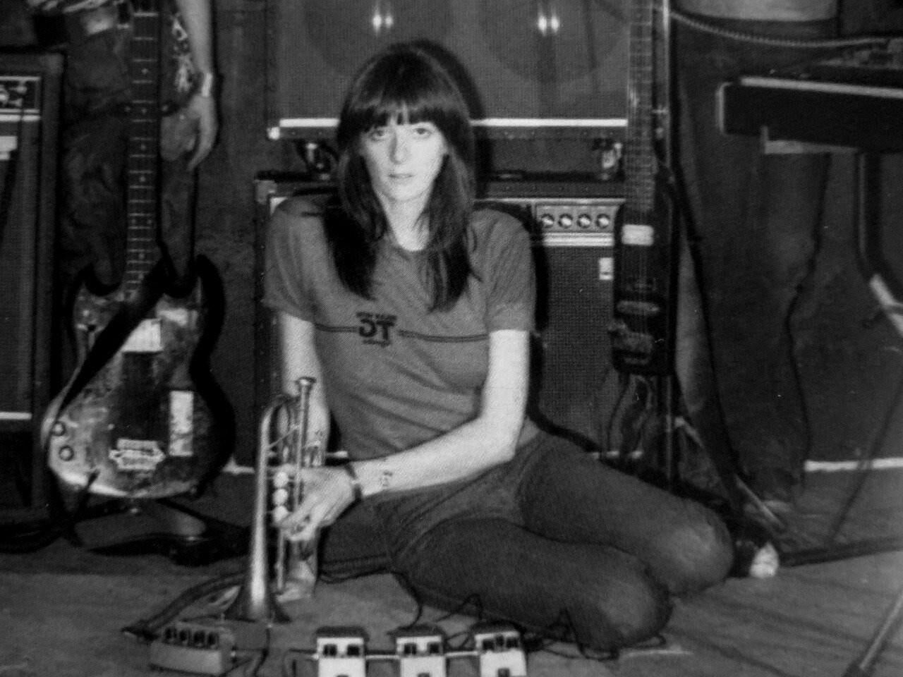 Cosey Fanni Tutti из пульсирующей личины