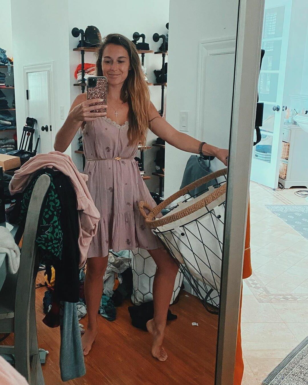 Beauty & Feet: Alexa PenaVega