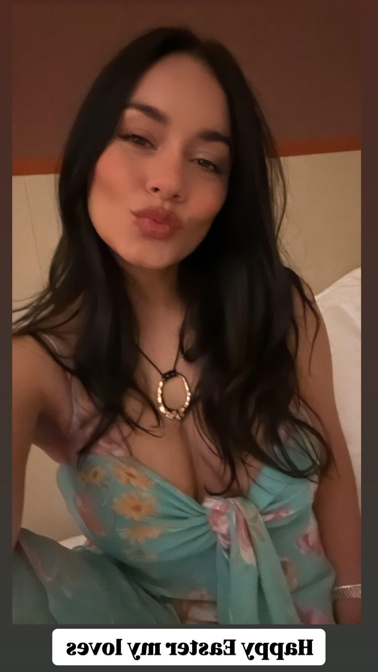 Vanessa Hudgens Instagram, bikini, pregnant