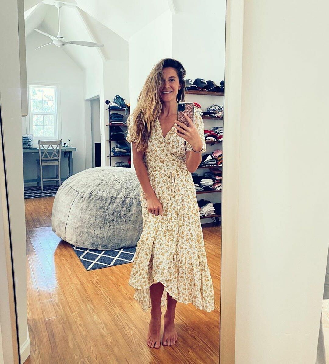 Beauty & Feet: Alexa PenaVega