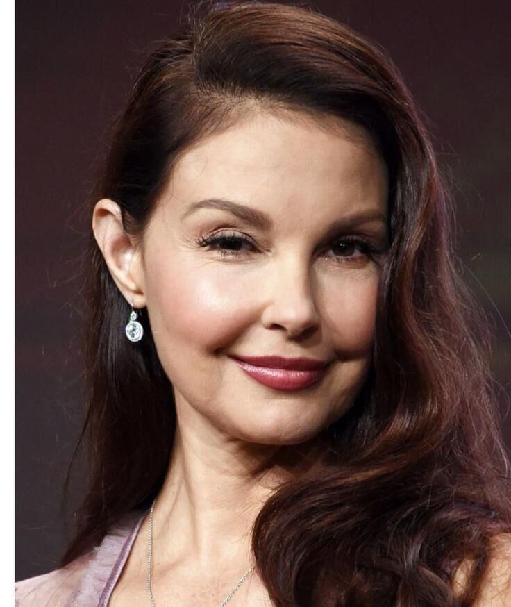 Mommy Ashley Judd