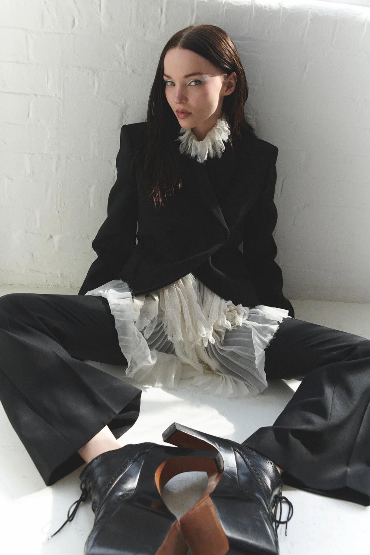 Dove Cameron Marie Claire UK Проблема оптимизма ()