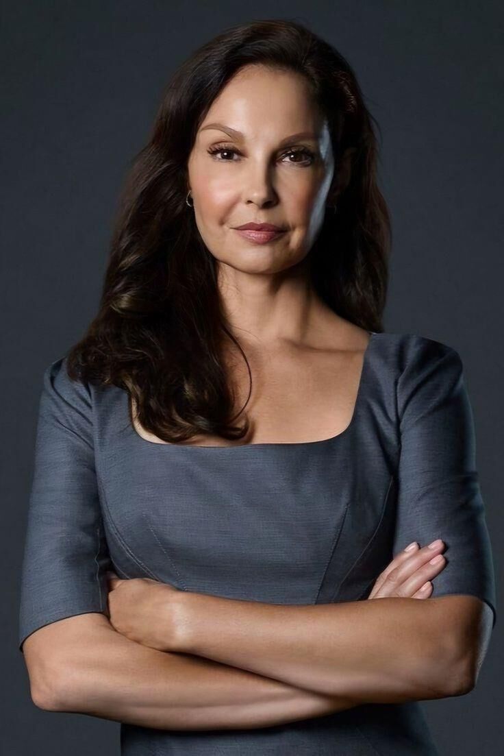 Mommy Ashley Judd