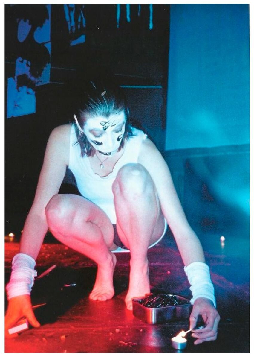Cosey Fanni Tutti из пульсирующей личины