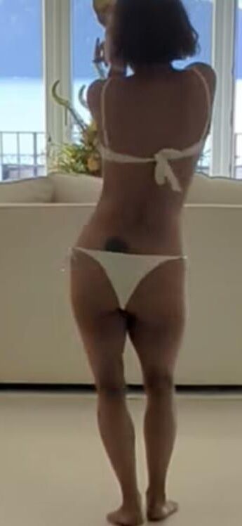 Halle Berry 