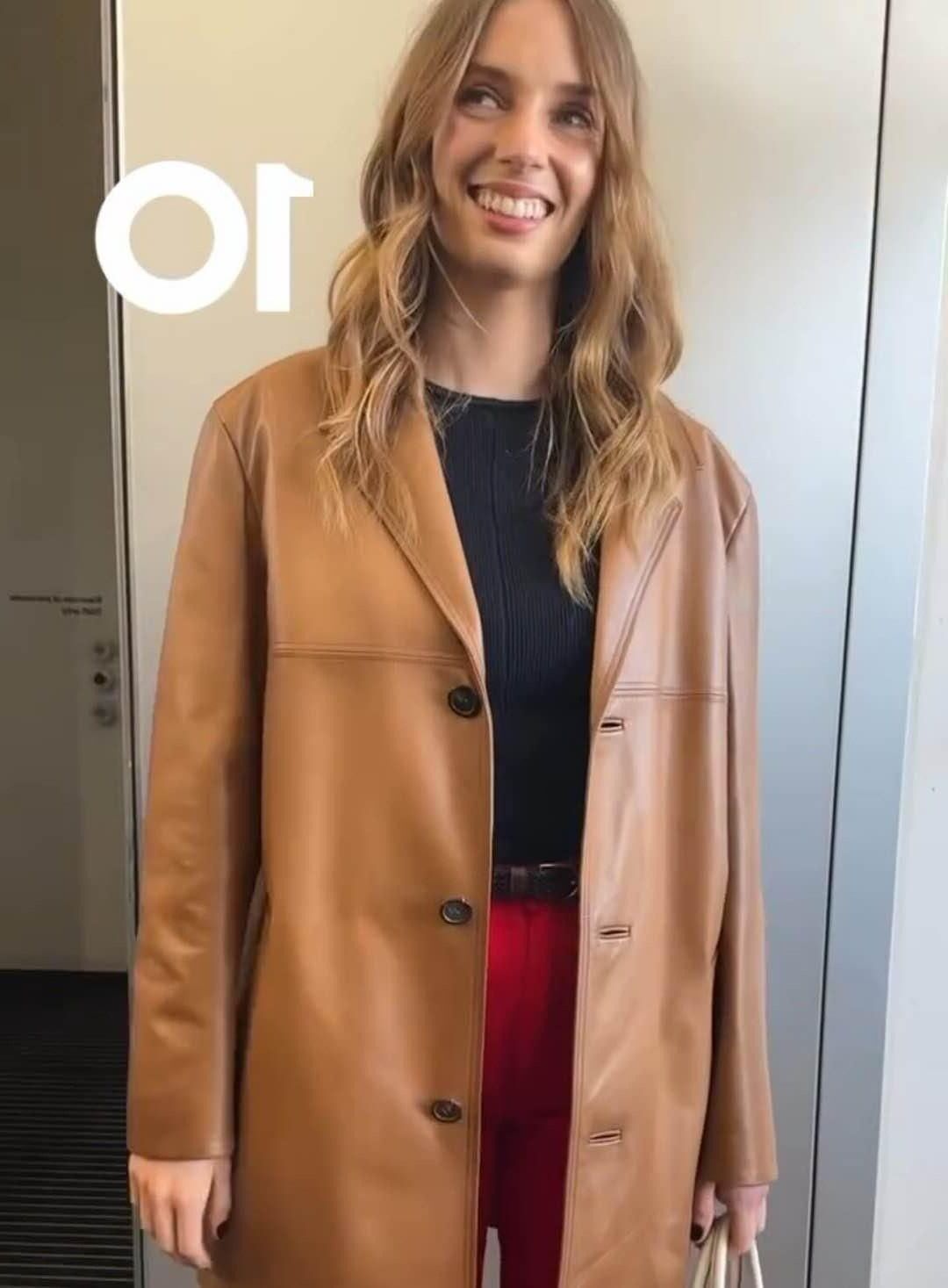 マヤ・ホークは完全に暑いです